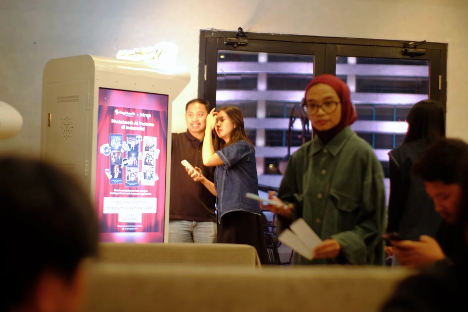 Visual paket usaha Magicbooth untuk konteks kemitraan cafe.